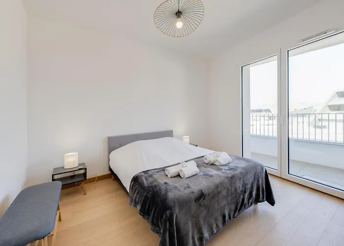 La Cantonade - Joli T2 avec garage pour 4 personnes proche Plage